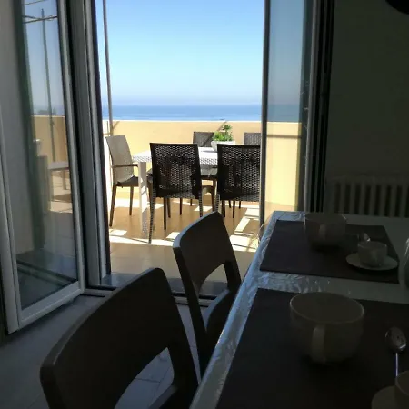 Bianco Di Mare Διαμέρισμα *